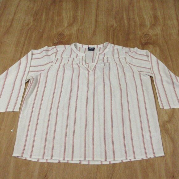 SPLENDID Linen Blend Blouse Womens L Yoked Red White Strip V Neck Top Shirt NWT - Picture 2 of 12